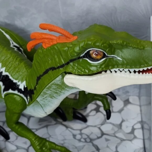 Robo Alive 🦖🦕 Dino Action Electronic Pet Raptor ZURU 🆕⌚📦🏃💨🚚 - Picture 4 of 16